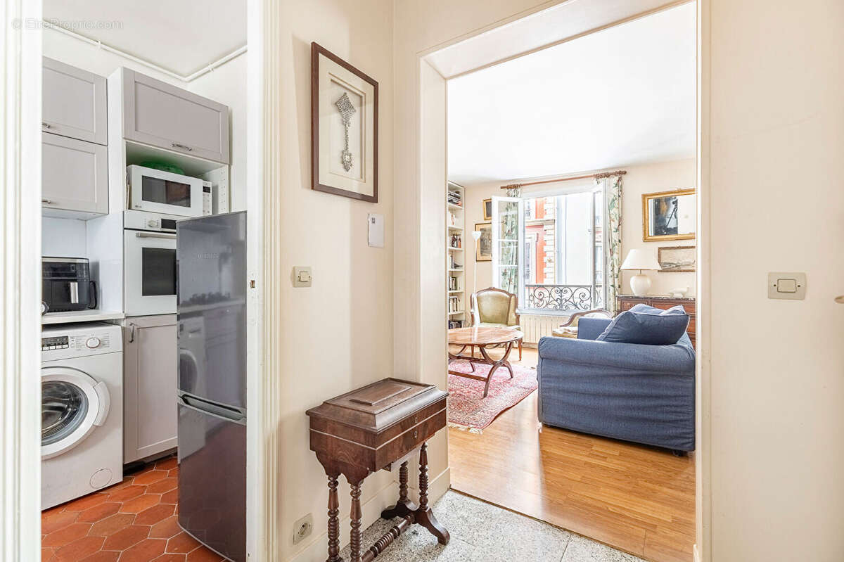 Appartement à PARIS-15E