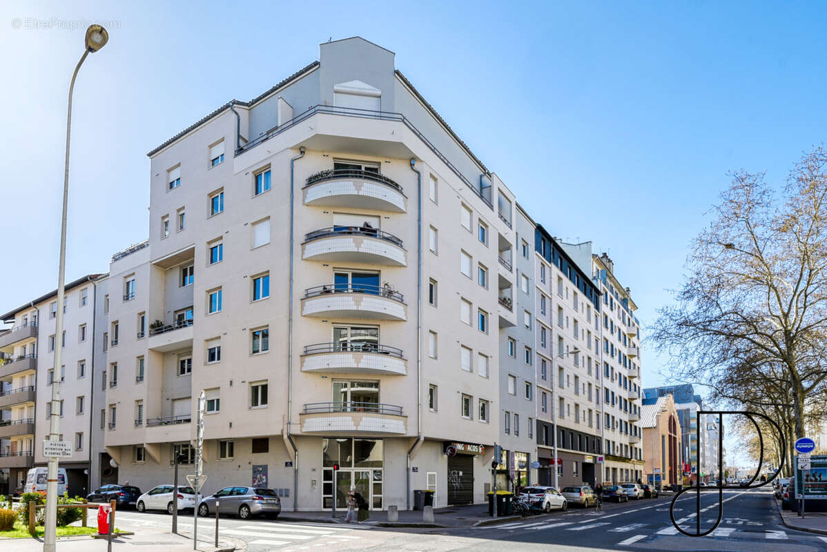 Appartement à LYON-8E