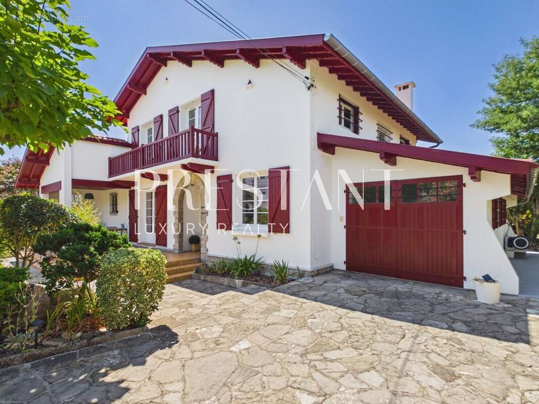 Maison néo-basque avec 6 chambres, quartier Quintaou - photo 22