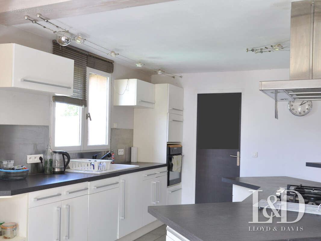 Maison à LAPEYROUSE-FOSSAT