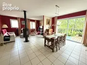Maison à MONTJAUX