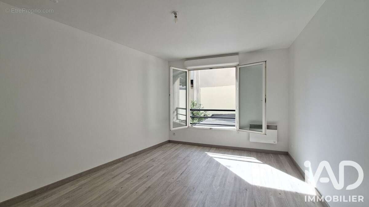 Photo 3 - Appartement à PARIS-20E