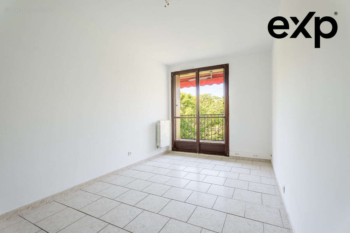 Appartement 82 m² à Marseille-13e  - photo 8