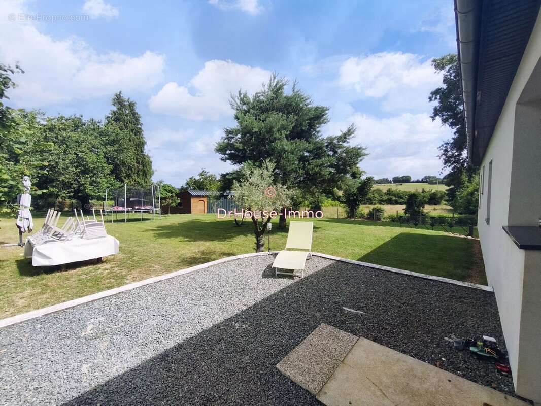 Maison 138 m² à Parigne-L'eveque  - photo 25