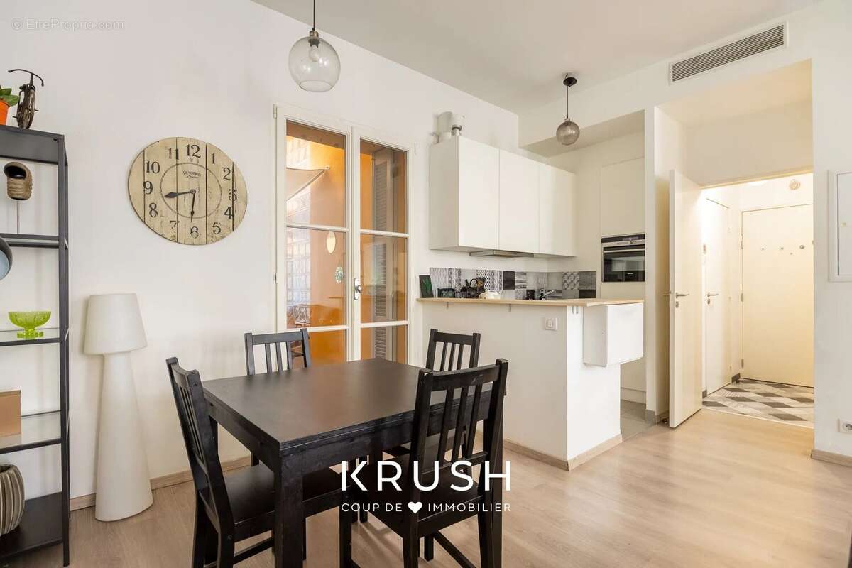 Appartement à MARSEILLE-2E