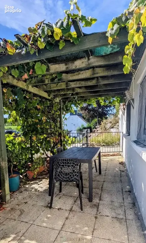 Belle propriété familiale avec piscine chauffée et vue dégagée - photo 24