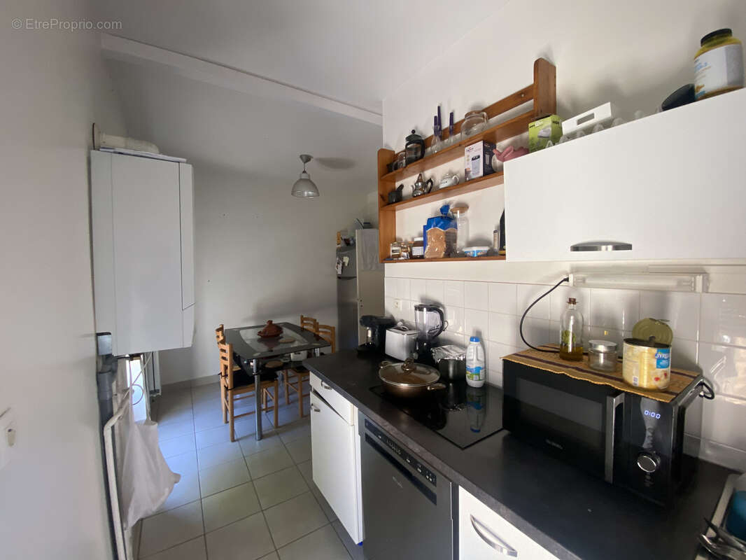 Appartement à ROCHE-LA-MOLIERE