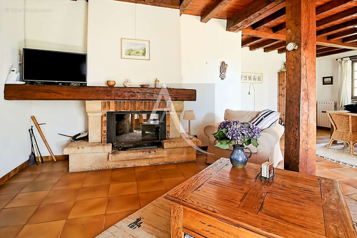 Maison à MONTAYRAL