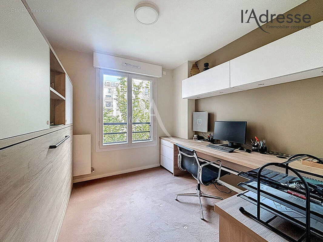 Appartement à SURESNES