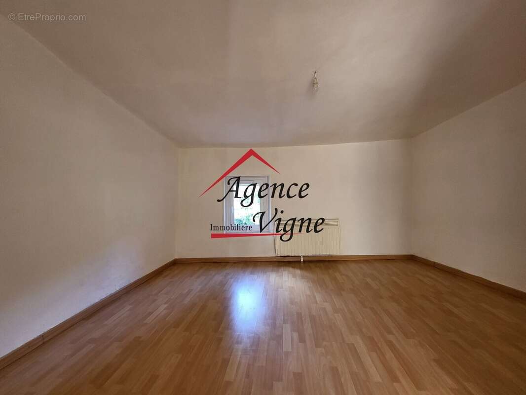 Maison à ROBIAC-ROCHESSADOULE