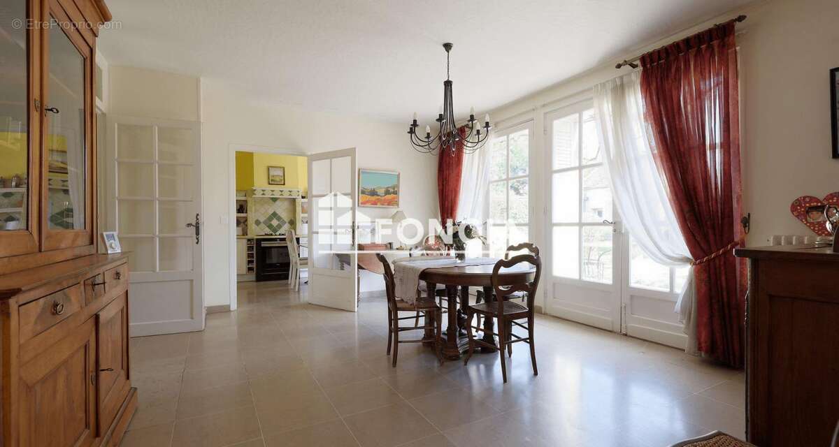 Maison à CHAMPCUEIL