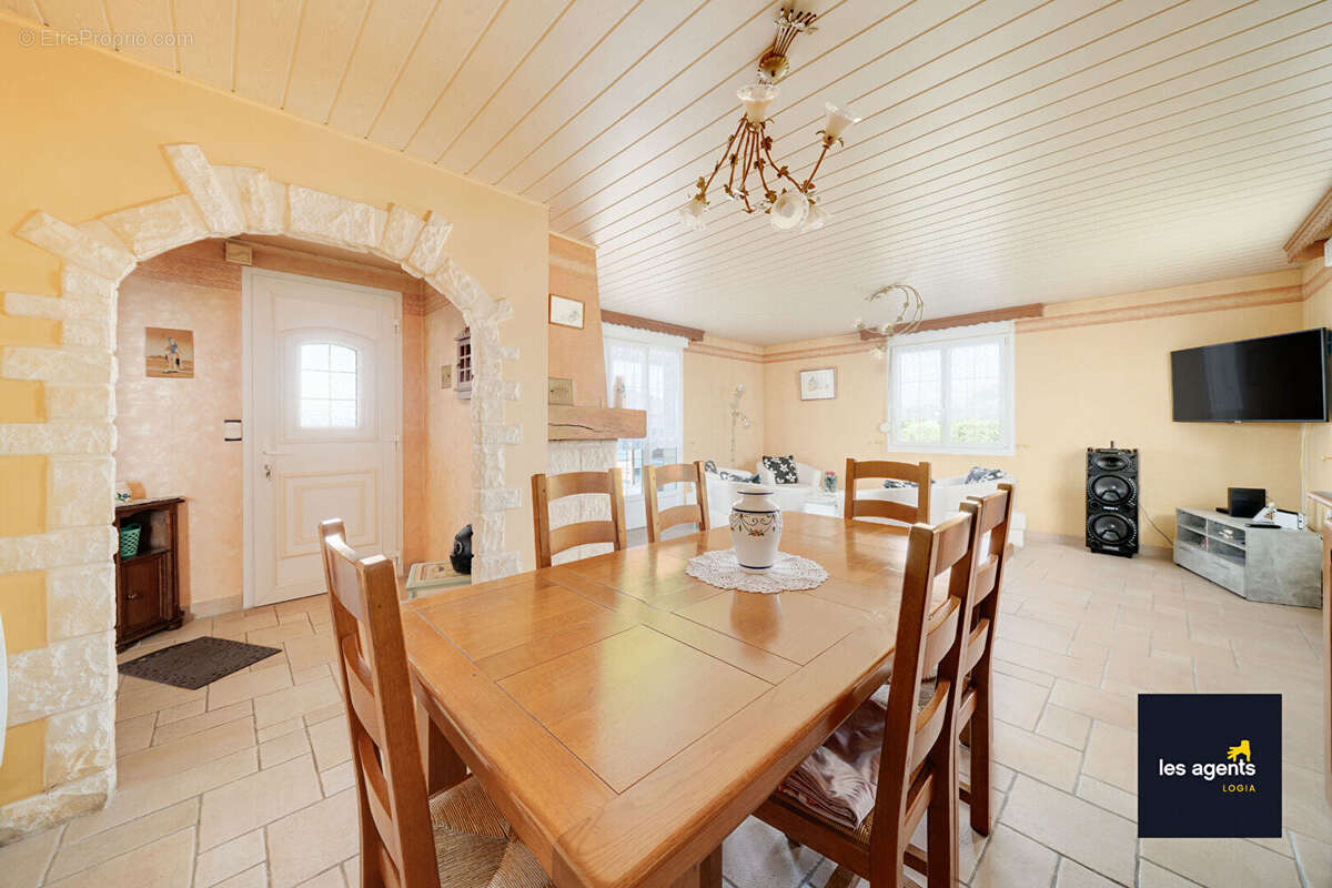 Maison à VARANGEVILLE