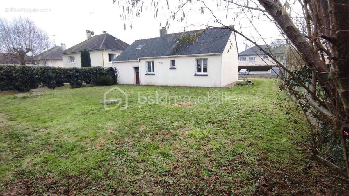 Maison à SAINT-BERTHEVIN