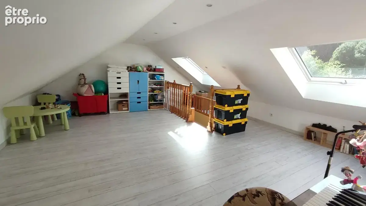 Maison Rochefort En Yvelines 8 pièce(s) 227 m2 - photo 14