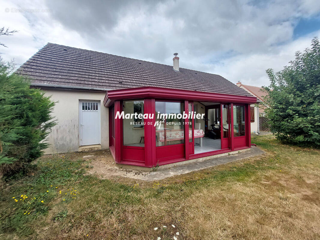 Maison à SARGE-SUR-BRAYE