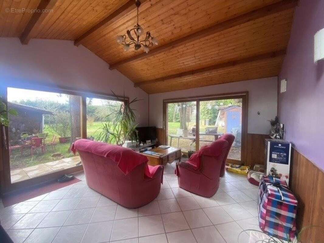 Photo 4 - Maison à LIMAS