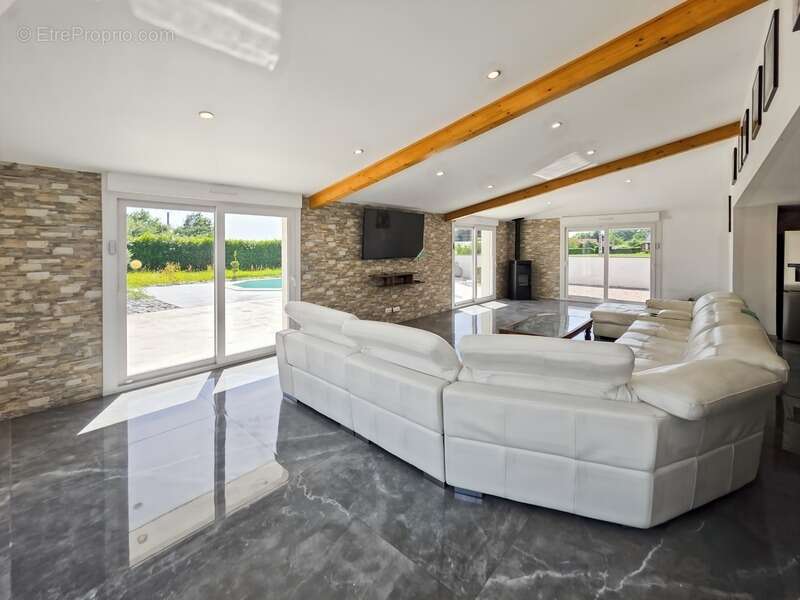 Maison contemporaine de standing avec piscine – commenailles (jura) - photo 5