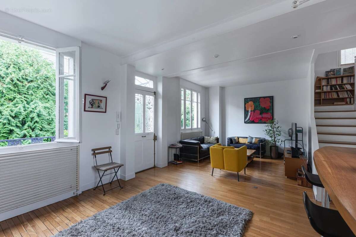 Maison à IVRY-SUR-SEINE