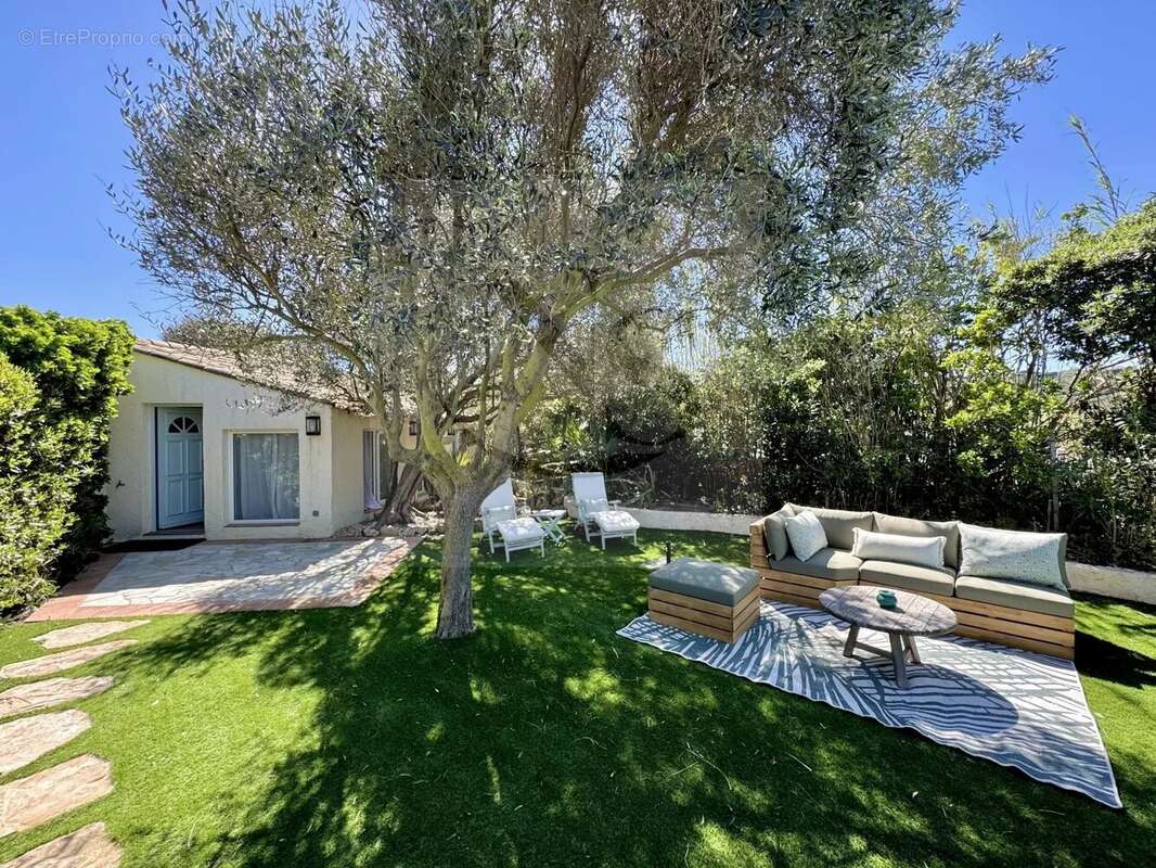 Maison à RAMATUELLE