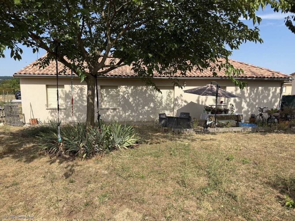 Maison à VERTEUIL-SUR-CHARENTE