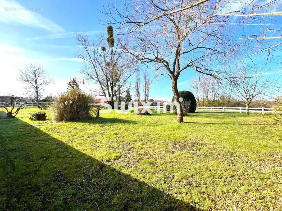 Maison à SAINT-GERMAIN-DU-BOIS