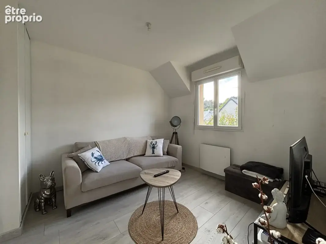 Port-en-bessin-huppain   3 chambres, balcon et 2 stationnements - photo 4