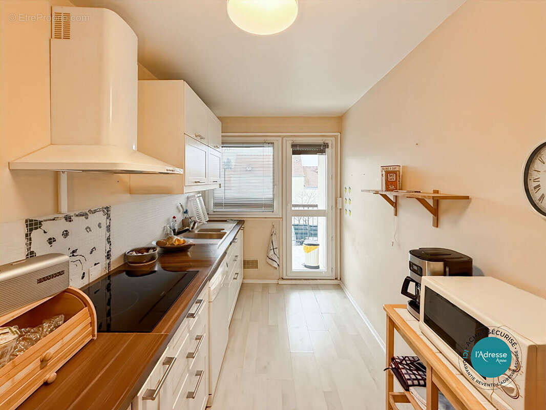 Appartement à MENNECY