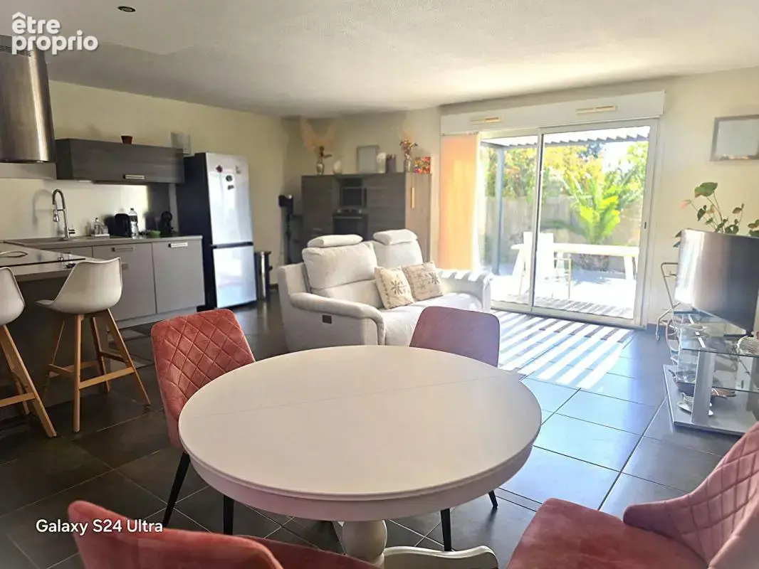 Villa de plain pied T5  de 84 m² + souplex habitable de 84 m² ; soit 168 m² sur 234 m² de terrain - photo 5