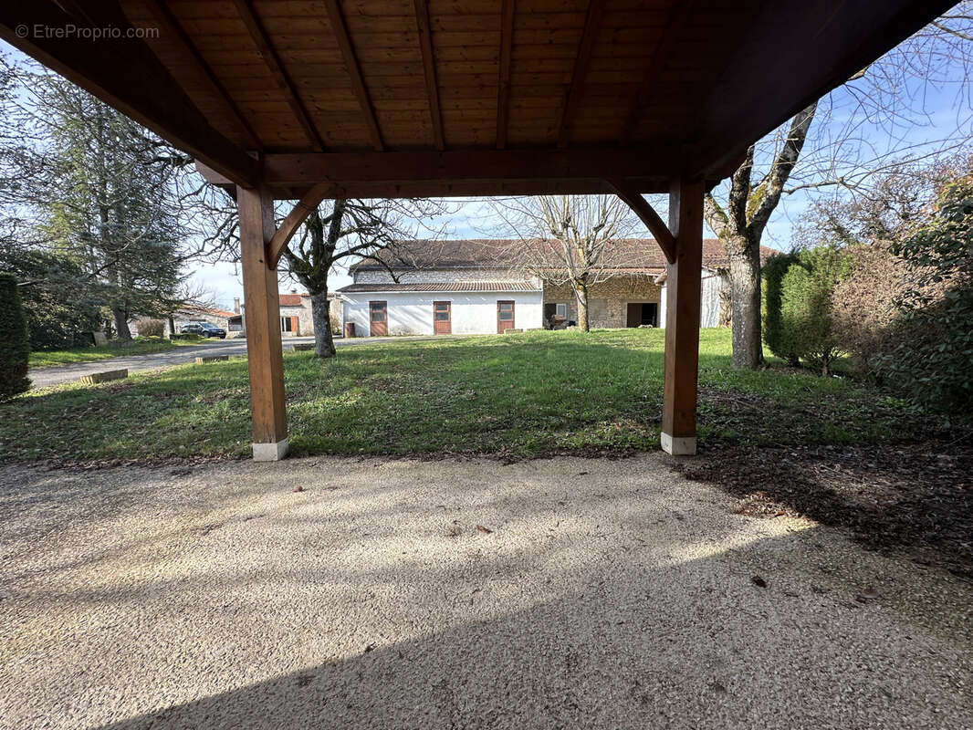 Appartement à MONFLANQUIN