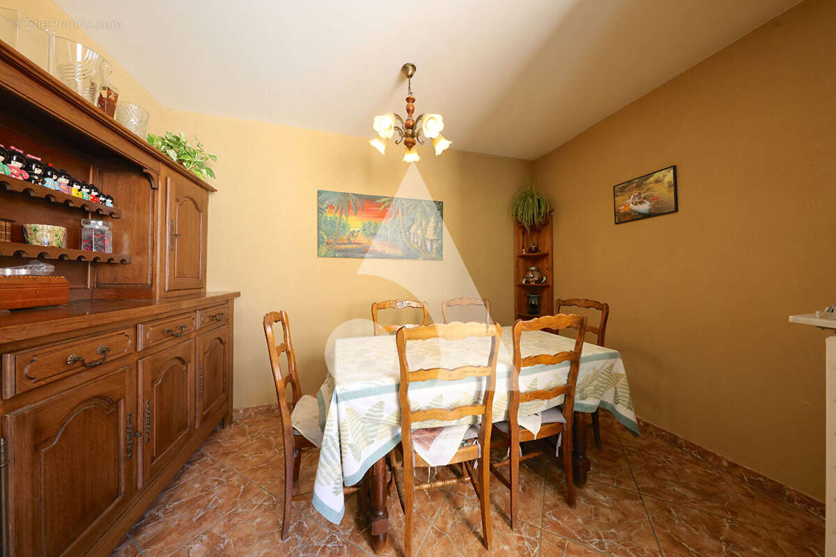 Appartement à CORBEIL-ESSONNES