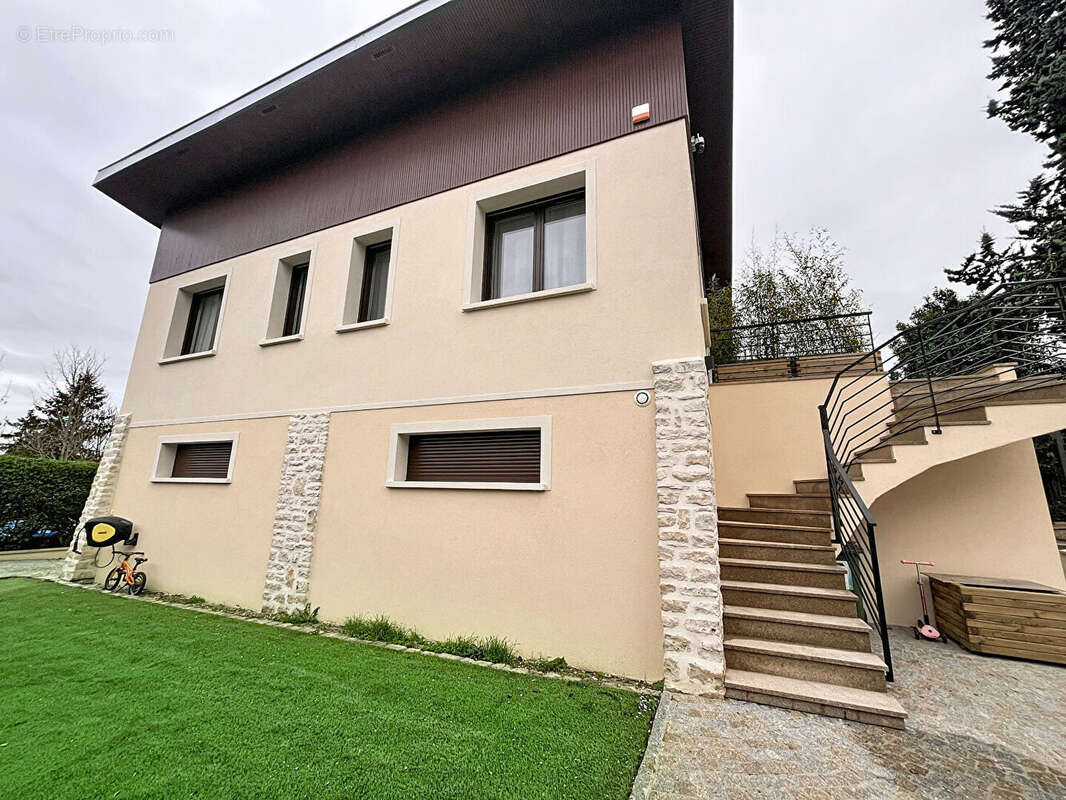 Maison à FONTENAY-AUX-ROSES