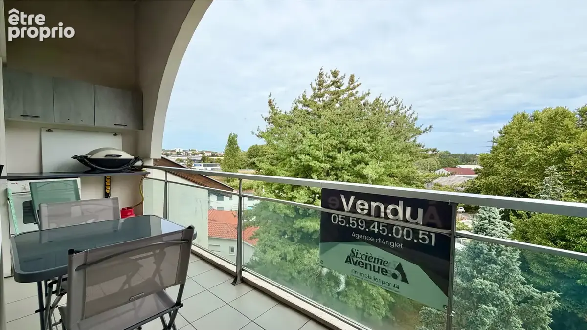 ANGLET - Quartier Hardoy - T4 duplex de 80 m² avec balcon et cave - photo 12