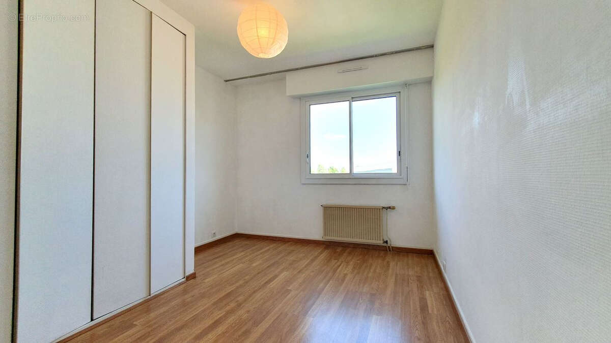 Appartement à SAINT-SEBASTIEN-SUR-LOIRE