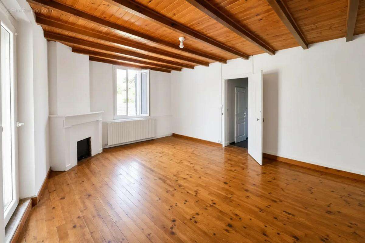 Maison de 8 pièces de 240 m² à Aureilhan - photo 19