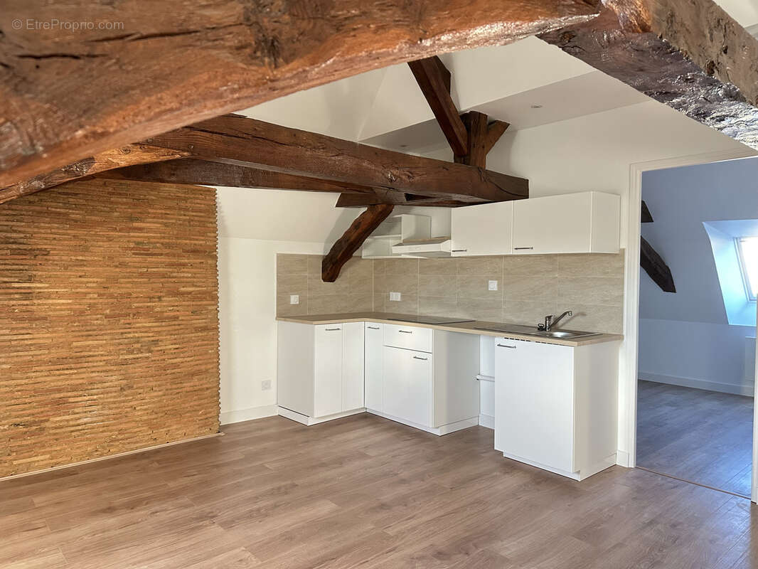 Appartement à MELESSE