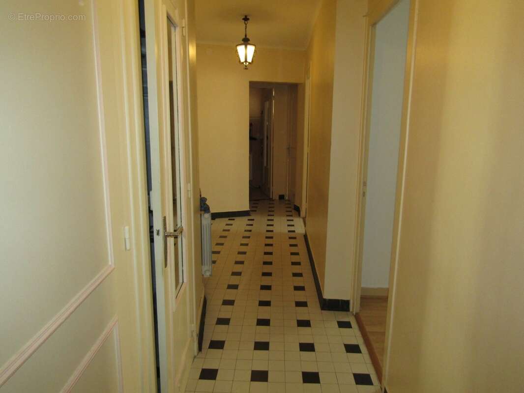 Appartement plein centre à Sarlat - photo 7