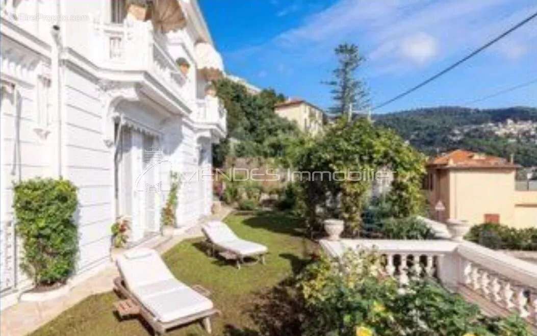 Maison à ROQUEBRUNE-CAP-MARTIN