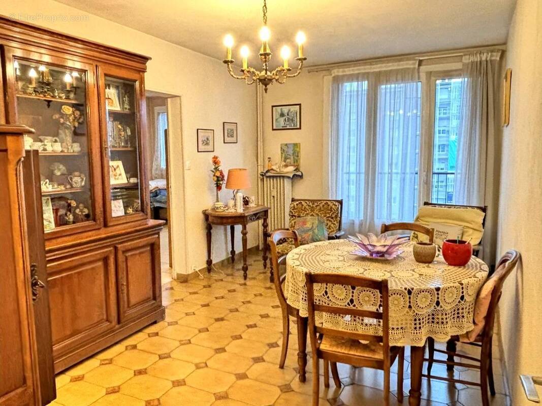 Appartement à GRENOBLE