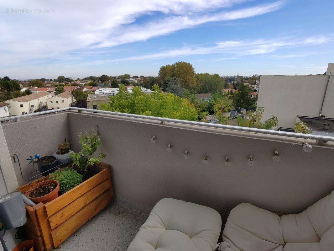 Appartement à BORDEAUX