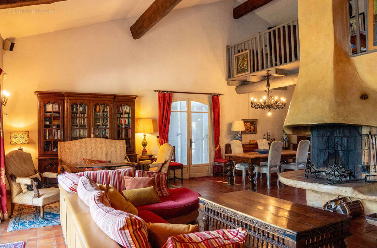 Maison à GIGNAC-LA-NERTHE