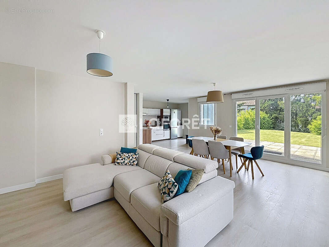 Appartement à VILLENNES-SUR-SEINE