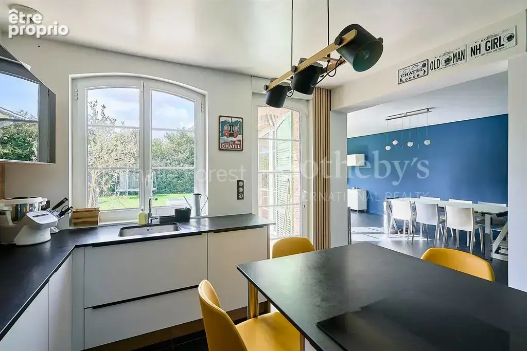 EN EXCLUSIVITÉ – VILLENEUVE-D’ASCQ  SART – Maison 5 chambres – Terrain 1 094 m² Secteur recherché – À proximité du tramway – Jar - photo 7