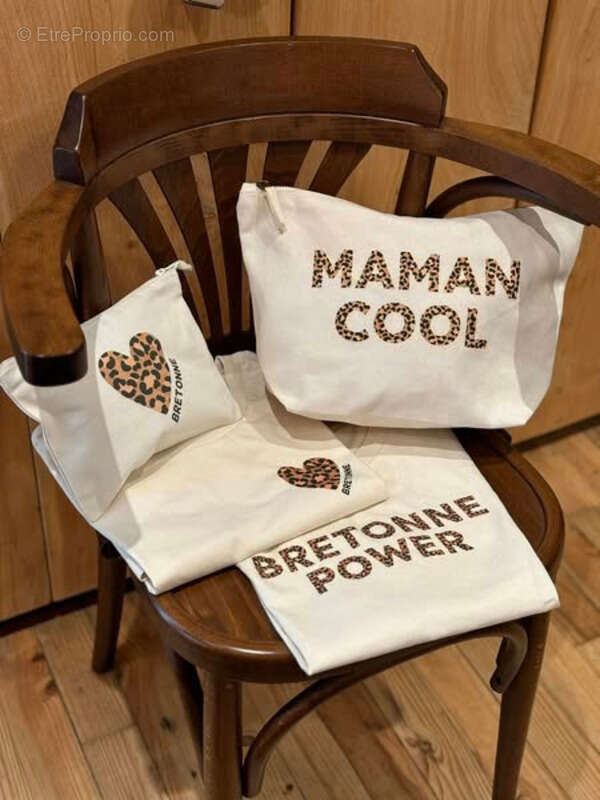 Commerce à PONT-L&#039;ABBE