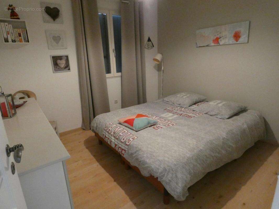 Maison 8 pièces / 100 m² / 425 000 EUR / SALERNES - photo 13