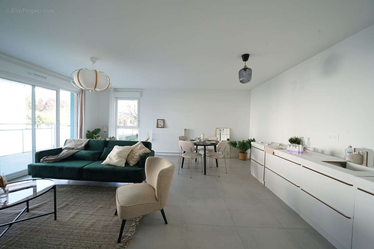 Appartement à SAINT-MARTIN-D'HERES