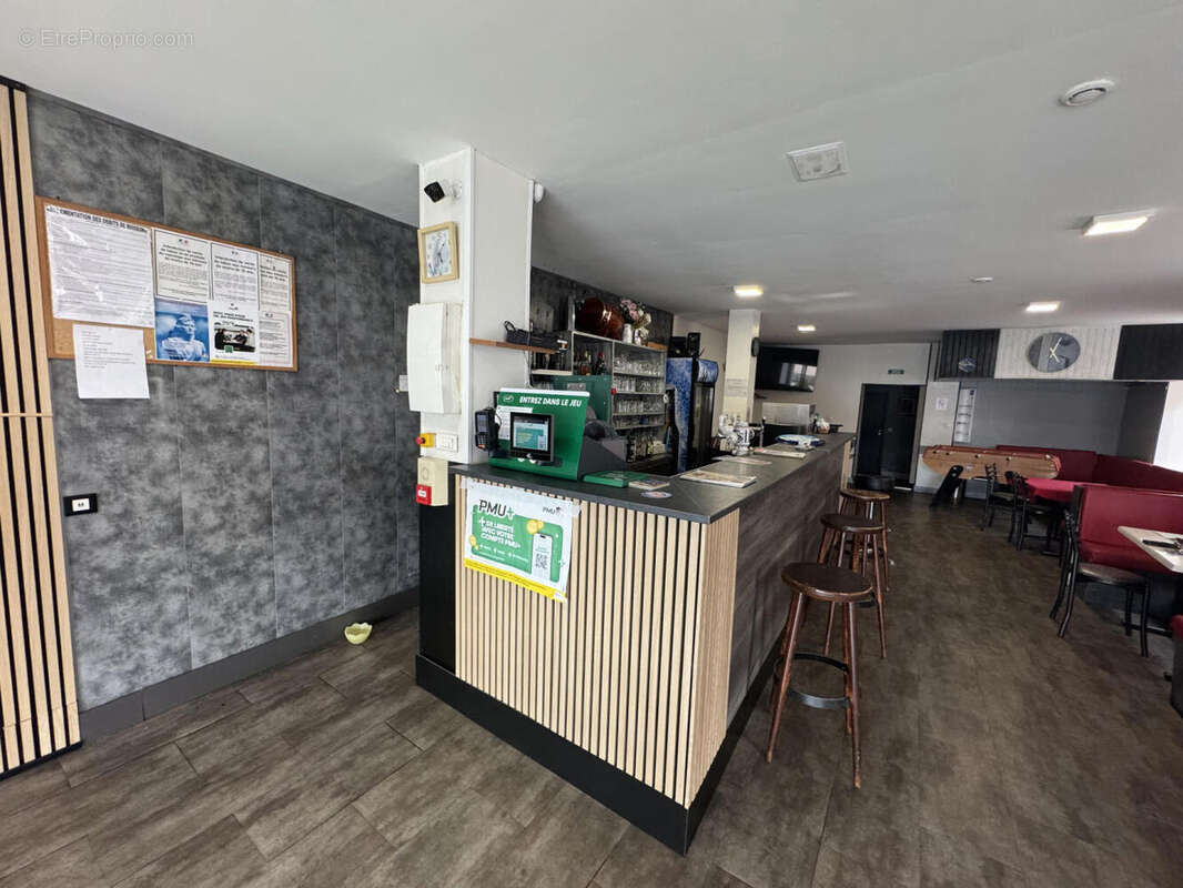 IMG_9282 - Commerce à LE THILLOT