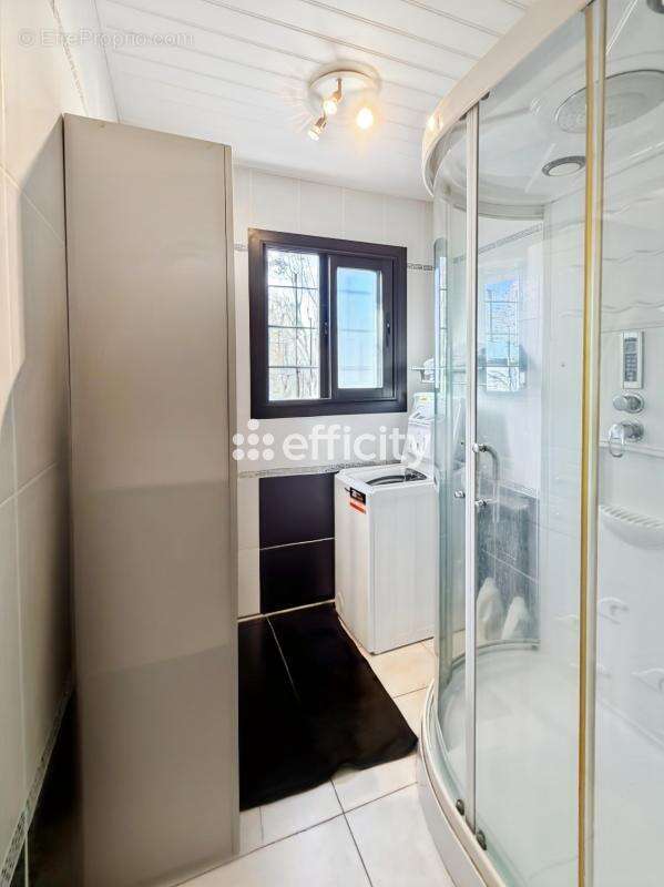 Maison à GUJAN-MESTRAS