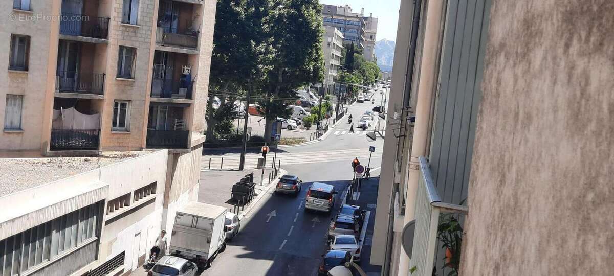 Appartement à MARSEILLE-8E