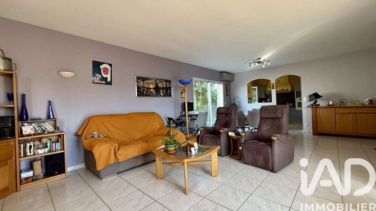 Photo 2 - Maison à PAULHAN