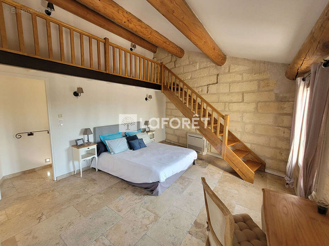 Mas en pierre composé de 3 appartements + parcelle de terrain nue 1833 m² - photo 8